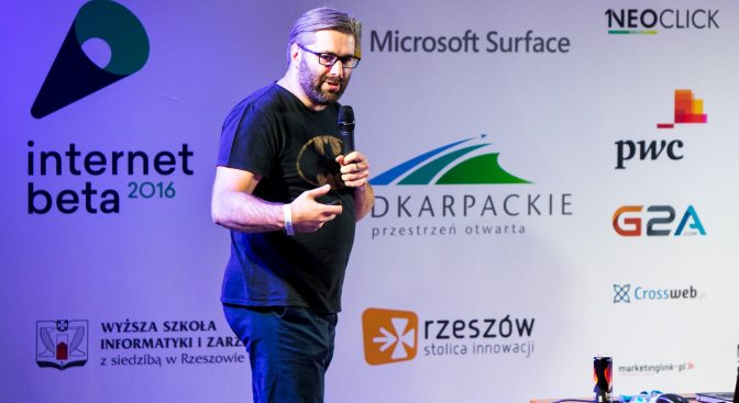Paweł Tkaczyk na konferencji InternetBeta 2016 w Wyższej Szkole Informatyki i Zarządzania w Rzeszowie